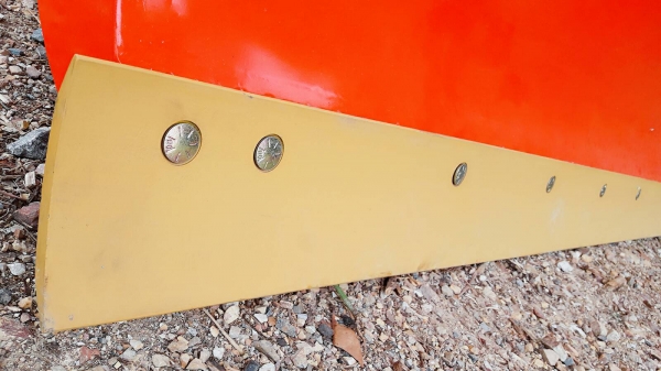 KUBOTA  L 4708 SP (4WD)  2 เพลา   สภาพใหม่สวยๆ   ชั่วโมงใช้   งานน้อย  สีเดิมทั้งคัน  พร้อมชุดใบมีดดันหน้า  ผาน6X24