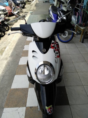 Yamaha Fiore สีขาวแดงดำ ปี 2555 รถสวยน่ารัก ขับง่าย น่าใช้ฝุดๆ