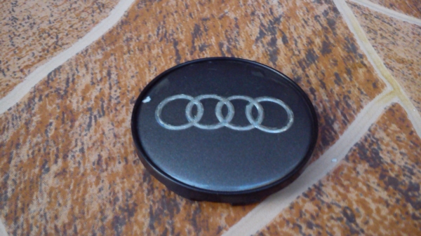 ฝาปิดดุมล้อ ของรถ AUDI มีฝาเดียว