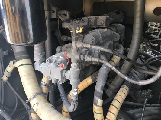 ถึงไทยแล้วครับ HA60C-3 ปี2002 4,756ชม.เตาใหญ่ 6เมตร นำเข้าตรงจากญี่ปุ่นครับ