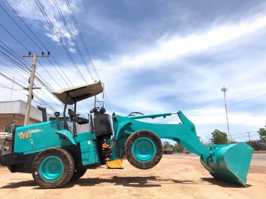 ขายรถตักล้อยาง KOBELCO LK120Z-6 ปี 2012 อาร์มยาวพิเศษ สภาพสวยพร้อมใช้งาน มีVDOการทำงานครับ ขายรถตักล้อยาง KOBELCO LK120Z-6 ปี 2012 อาร์มยาวพิเศษ สภาพสวยพร้อมใช้งาน มีVDOการทำงานครับ