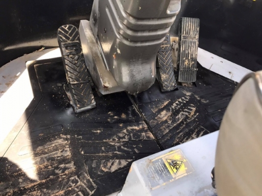 ขายรถตักล้อยาง KOBELCO LK120Z-6 ปี 2012 อาร์มยาวพิเศษ สภาพสวยพร้อมใช้งาน มีVDOการทำงานครับ ขายรถตักล้อยาง KOBELCO LK120Z-6 ปี 2012 อาร์มยาวพิเศษ สภาพสวยพร้อมใช้งาน มีVDOการทำงานครับ