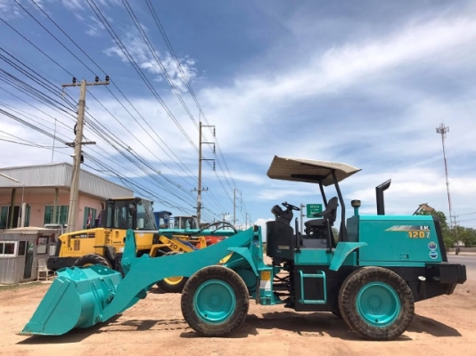 ขายรถตักล้อยาง KOBELCO LK120Z-6 ปี 2012 อาร์มยาวพิเศษ สภาพสวยพร้อมใช้งาน มีVDOการทำงานครับ ขายรถตักล้อยาง KOBELCO LK120Z-6 ปี 2012 อาร์มยาวพิเศษ สภาพสวยพร้อมใช้งาน มีVDOการทำงานครับ