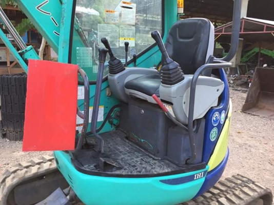 ขายรถแบ๊คโฮเก่านอกญี่ปุ่น ยี่ห้อ : IHI แบบ : 30VZ  ขนาดขนาดเทียบเท่าPC30  หน้าจอดิจิตอล  คอนโทนสั้น ปั้มนิ้ว รถมีเอกสารใบอินวอย สนใจติดต่อ โทร : 099-907-9273 กิ๊ฟ กมลชนก