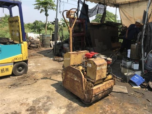 รถบดเดินตาม BOMAG BW60HD พิเศษจาก88,000 เหลือ75,000 บาท รหัสสินค้า80904624 www.nihonmono.com