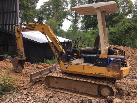 เก่านอก 6 เดือน 245,000 บาท KOMATSU PC20-6 เครื่องดี ปั้มแรง โช่หนา เอวแน่น เอกสารอินวอนท์   รถอยู่ จ.ร้อยเอ็ด โทร&amp;ไอดีไลน์ 0610710295