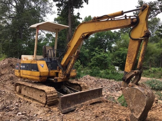 เก่านอก 6 เดือน 245,000 บาท KOMATSU PC20-6 เครื่องดี ปั้มแรง โช่หนา เอวแน่น เอกสารอินวอนท์   รถอยู่ จ.ร้อยเอ็ด โทร&amp;ไอดีไลน์ 0610710295