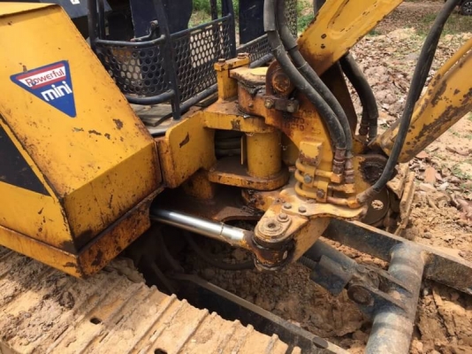 เก่านอก 6 เดือน 245,000 บาท KOMATSU PC20-6 เครื่องดี ปั้มแรง โช่หนา เอวแน่น เอกสารอินวอนท์   รถอยู่ จ.ร้อยเอ็ด โทร&amp;ไอดีไลน์ 0610710295
