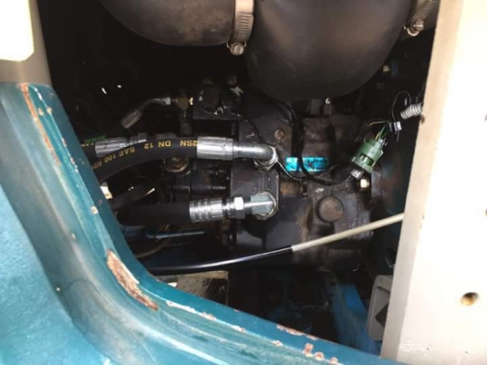 ขายรถแบ๊คโฮเก่านอกญี่ปุ่น ยี่ห้อ : YANMAR แบบ : VIO 40-2A คลอนโทนสั้น ปั้มนิ้ว มีเอกสารใบอินวอย สนใจติดต่อ โทร : 099-907-9273 กิ๊ฟ กมลชนก