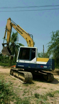 ขาย KOMATSU PC100-5 สภาพสวยพร้อมใช้ ติดต่อได้ คุณอ๊อฟ พิจิตร 086-737-9991