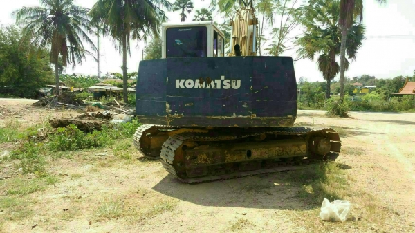 ขาย KOMATSU PC100-5 สภาพสวยพร้อมใช้ ติดต่อได้ คุณอ๊อฟ พิจิตร 086-737-9991