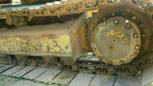 ขาย KOMATSU PC100-5 สภาพสวยพร้อมใช้ ติดต่อได้ คุณอ๊อฟ พิจิตร 086-737-9991