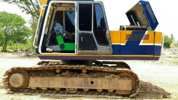 ขาย KOBELCO SK200M2สภาพสวยพร้อมใช้ ราคาต่อรองได้ ติดต่อได้ คุณ อ๊อฟ พิจิตร 086-737-9991 ขาย KOBELCO SK200M2สภาพสวยพร้อมใช้ ราคาต่อรองได้ ติดต่อได้ คุณ อ๊อฟ พิจิตร 086-737-9991