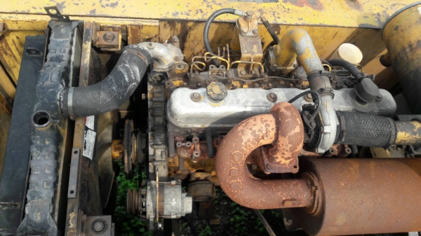 ขาย KOMATSU PC200-3 สภาพสวยพร้อมใช้ ติดต่อได้ คุณอ๊อฟ พิจิตร 086-737-9991