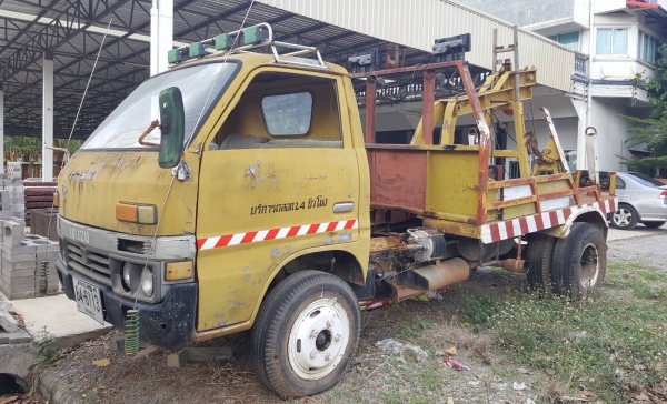 ขาย รถยก 6 ล้อ ISUZU TL เครื่อง 4BB1 100 แรงม้า คัสซีสวยตลอดเส้น วินส์แบบเกียร์ฝาก ทะเบียนพร้อมโอนครับ