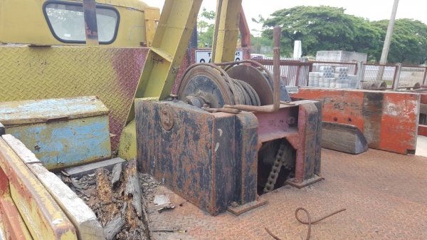 ขาย รถยก 6 ล้อ ISUZU TL เครื่อง 4BB1 100 แรงม้า คัสซีสวยตลอดเส้น วินส์แบบเกียร์ฝาก ทะเบียนพร้อมโอนครับ