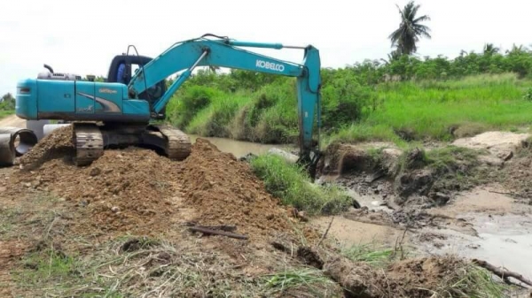 Kobelco sk200-8 yn12 super X ไมล์ขั่วโมง 8,xxx เอกสารอินวอยซ์