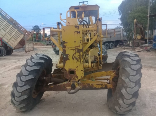 ขายรถเกรด KOMATSU GD 376 H