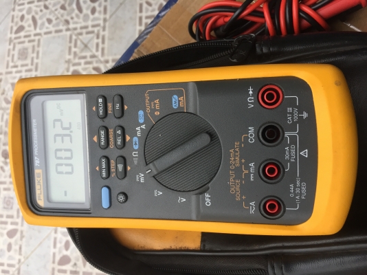 ขายมิเตอร์วัดไฟ FLUKE 787 มือสอง สภาพสวย ราคาถูกครับ ขายมิเตอร์วัดไฟ FLUKE 787 มือสอง สภาพสวย ราคาถูกครับ