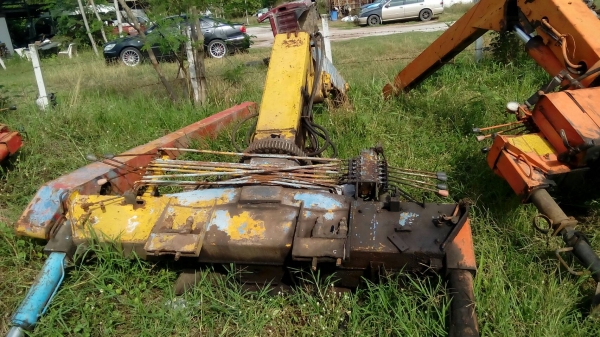 ขายเครน 3 ตัน 3 ปลอก 2 ชัก สภาพดี