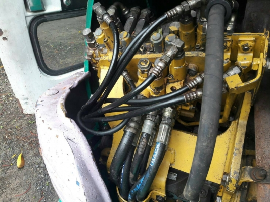 ขายรถแบคโฮ KOMATSU PC45-7 เอกสารอินวอย ราคา 480000