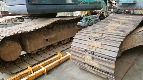 ขายรถแบคโฮ KOBELCO SK200-8 YN12 SUPER X เอกสารเล่ม ไมล์ 6000 ชม.ราคา 2400000