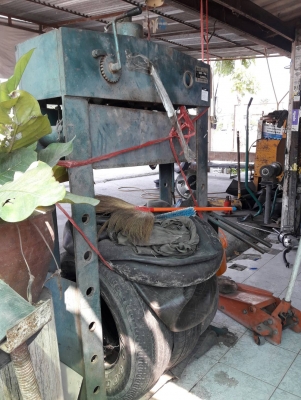 ขายด่วน แท่นอัด ลูกหมาก ราคาเพียง 24000 ครับท่าน