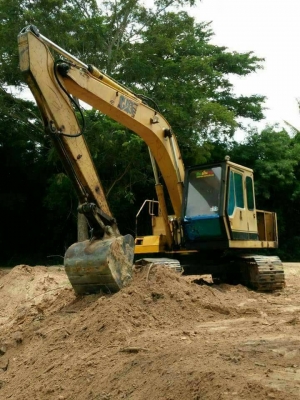 ขายรถแบคโฮ CAT E120 ราคา 460000