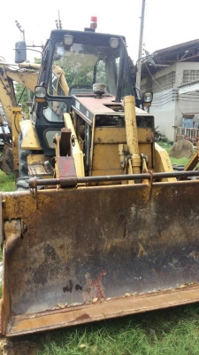 ขาย 450,000 หน้าตักหลังขุด CAT 428 B  ปี 1995 เครื่องดี ปั้มดี เกียร์แรง 2 เพลา รถสวยพร้อมใช้ เอกสารเล่มทะเบียน รถอยู่ กทม. 090-772-3710 090-772-3708