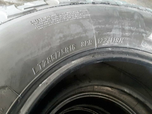 Maxxis Bighorn MT 285-75-16 ปลายปี11 สภาพดี 1ชุด Maxxis Bighorn MT 285-75-16 ปลายปี11 สภาพดี 1ชุด