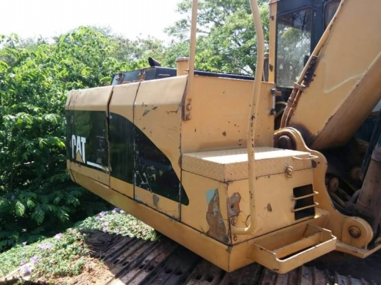 ขาย 795,000 CATTERPILAR E120 B รถนอก บูมยาวพิเศษ 18 เมตร เครื่องดี. ปั้มแรง โช่หนา เอวแน่น เอกสารอินวอยท์ พร้อม โป๊ะ สภาพพร้อมใช้  รถอยู่ ร้อยเอ็ด  090-772-3710 090-772-3708