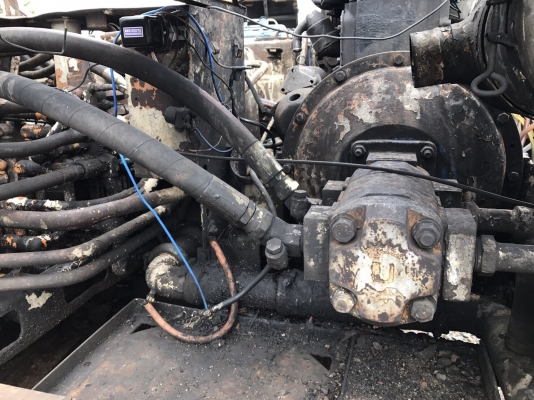 รถขุดSumitomo LS260ขนาดรุ่น120 ตัวเดินจักรยาน ทนทาน โซ่ แผ่น สวย..