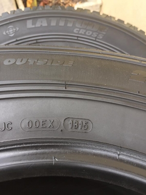 ขายยาง MICHELIN LATITUDE CROSS 265-70-16 ปี15 ดอกหนาจัด ไม่มีปะ ไม่มีตำหนิ ชุดละ 8,500 บาท ขายยาง MICHELIN LATITUDE CROSS 265-70-16 ปี15 ดอกหนาจัด ไม่มีปะ ไม่มีตำหนิ ชุดละ 8,500 บาท