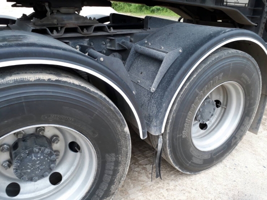 ขายดาวน์หัวลาก ISUZU MP1GXZ77NFTเครื่อง360แรงม้ากับหางSMM สวยๆสนใจโทร 081-970-1072