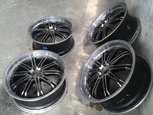 ขอบ20นิ้ิ้ว5รู114 ชุดนี้ ราคา 8000 บาท ขอบ20นิ้ิ้ว5รู114 ชุดนี้ ราคา 8000 บาท