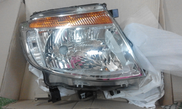 ชุดไฟหน้า FORD ใหม่ 2014-2017 แท้ใหม่เบิกห้าง