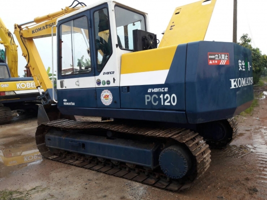 ขายKOMATSU PC120-5  เก่าญี่ปุ่นแท้  สภาพสวย  เครื่องปั๊มดี  ตัวเดินใหญ่  คอนโทรลสั้น พร้อมใช้  โทร  089-3818694  ดวงนภา