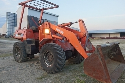 ขายรถตักล้อยาง KUBOTA R350 (สภาพดี) ขายรถตักล้อยาง KUBOTA R350 (สภาพดี)