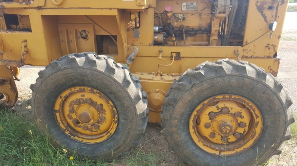 ขาย รถเกรด KOMATSU GD31RC-3A รถใช้งานได้ดีทุกระบบ เอกสารใบซื้อขาย ราคาต่อรองได้ครับ