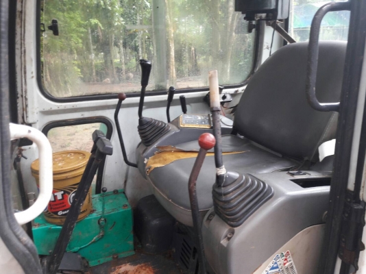 แมคโค Komatsu 45รุ่นเทียบเท่ารุ่น7
