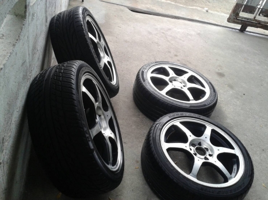 ขอบ17นิ้ว4รู100/114 พร้อมยาง ชุดนี้ ราคา 6400 บาท ขอบ17นิ้ว4รู100/114 พร้อมยาง ชุดนี้ ราคา 6400 บาท