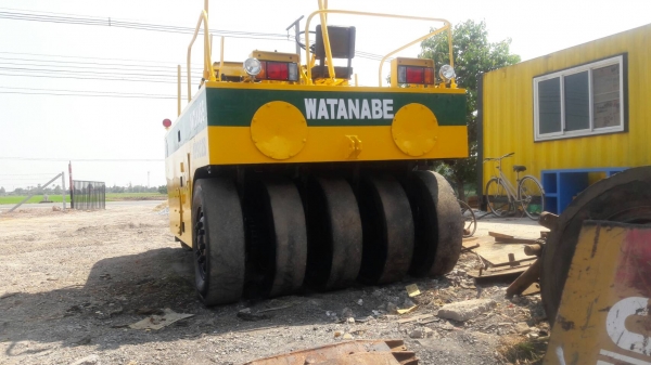 รถบดล้อยาง9ล้อ WATANABE WP902 เอกสารเล่มทะเบียน พร้อมใช้งาน