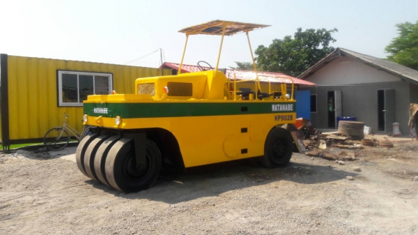 รถบดล้อยาง9ล้อ WATANABE WP902 เอกสารเล่มทะเบียน พร้อมใช้งาน