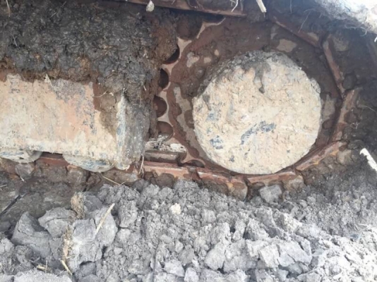 KOMATSU PC100-6 ราคา 695,000 บาท เครื่องดั ปั้มดี โช่หนา เอวแน่น ไฟฟ้าครบ เอกสารชื้อขาย.   รถอยู่ จ.นครพนม โทร&amp;ไอดีไลน์ 0610710295