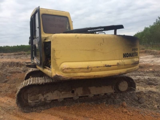 KOMATSU PC100-6 ราคา 695,000 บาท เครื่องดั ปั้มดี โช่หนา เอวแน่น ไฟฟ้าครบ เอกสารชื้อขาย.   รถอยู่ จ.นครพนม โทร&amp;ไอดีไลน์ 0610710295