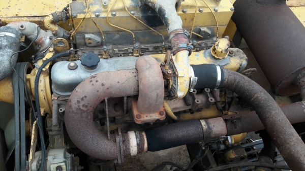 ขายด่วน  แบคโฮ komatsu  200-3  ขายราคา 340,000