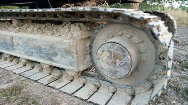ขายด่วน KOMATSU PC 120-3 สภาพพร้อมใช้งาน เครื่องเดิม ปั้มเดิม เครื่องปั้มดี พร้อม ทำงาน โซ่ช่วงสวย เอวแน่น ตัวเดินดี แรง รถทำงานไม่โหลด ไม่รัอน ใช้งานปกติ อยู่ทุกวัน เอกสารสัญญาซื้อขาย