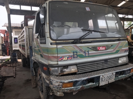 ขายรถHINO เครน3ตัน50 195  แรง