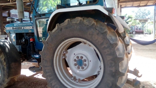 ขายรถไถFord6610เก๋ฃแอร์2เพลาสภาพสวยพร้อมใช้ ต่อคุณอ๊อฟพิจิตร086-737-9991 ขายรถไถFord6610เก๋ฃแอร์2เพลาสภาพสวยพร้อมใช้ ต่อคุณอ๊อฟพิจิตร086-737-9991