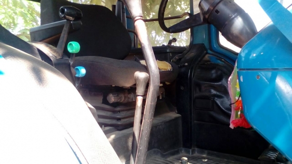 ขายรถไถFord6610เก๋ฃแอร์2เพลาสภาพสวยพร้อมใช้ ต่อคุณอ๊อฟพิจิตร086-737-9991 ขายรถไถFord6610เก๋ฃแอร์2เพลาสภาพสวยพร้อมใช้ ต่อคุณอ๊อฟพิจิตร086-737-9991